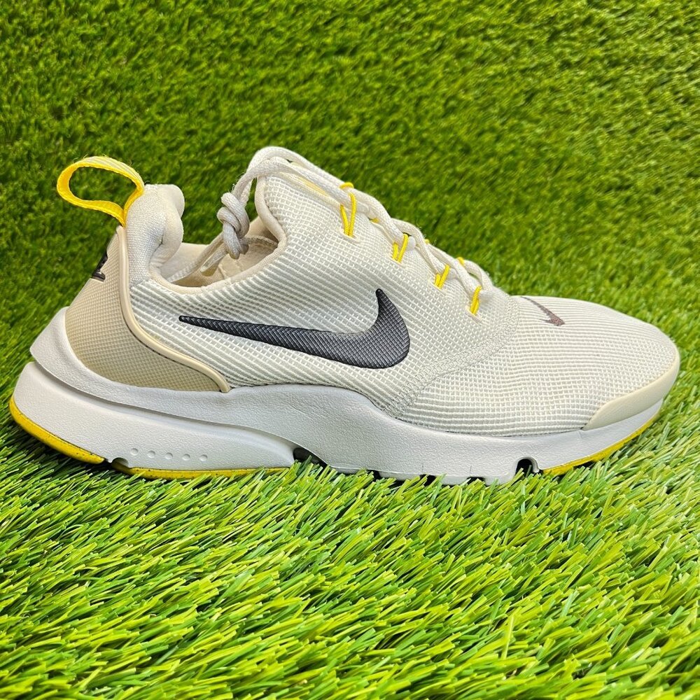 Nike Presto Fly GS Light Bone Sulfur Boys Size 6Y Running Walking Shoes Sneakers